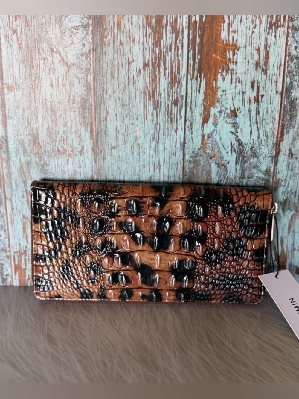 Brahmin Skyler GOLDEN LYNX Wallet Wristlet Clutch Passport Leopard NWT - Picture 11 of 11